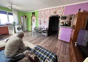 Дом 70м&sup2;, 1-этажный, участок 9 сот.  