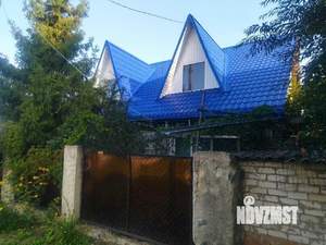 Дом 102м&sup2;, 2-этажный, участок 10 сот.  