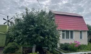 Дом 50м&sup2;, 2-этажный, участок 6 сот.  