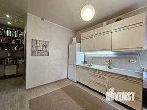 Дом 99м&sup2;, 2-этажный, участок 6 сот.  