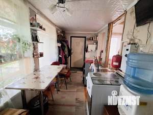 Дом 42м&sup2;, 2-этажный, участок 6 сот.  