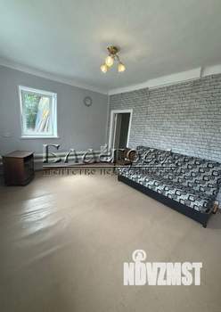 Коттедж 42м&sup2;, 1-этажный, участок 6 сот.  