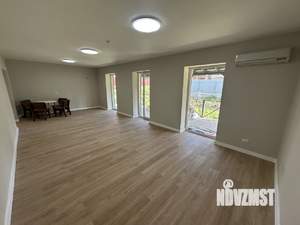 Коттедж 290м², 2-этажный, участок 6 сот.  