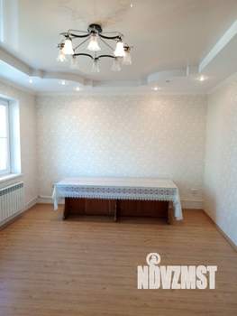 Коттедж 185м², 2-этажный, участок 7 сот.  