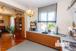 Коттедж 460м², 3-этажный, участок 9 сот.  
