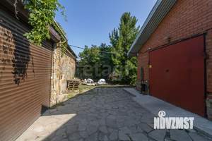 Дом 370м², 3-этажный, участок 12 сот.  