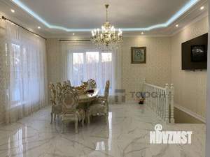 Дом 250м&sup2;, 2-этажный, участок 3 сот.  