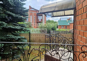 Дом 285м², 2-этажный, участок 12 сот.  