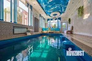 Коттедж 600м&sup2;, 3-этажный, участок 10 сот.  