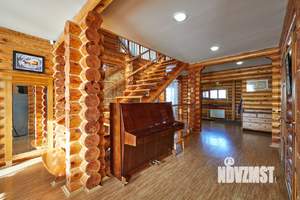 Дом 344м&sup2;, 3-этажный, участок 8 сот.  