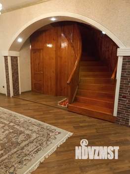 Коттедж 406м&sup2;, 2-этажный, участок 10 сот.  