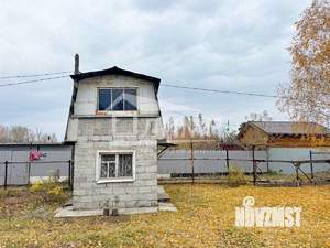 Дом 30м&sup2;, 2-этажный, участок 6 сот.  