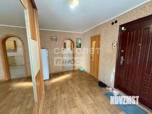 Дом 204м², 2-этажный, участок 11 сот.  