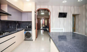 Дом 431м&sup2;, 3-этажный, участок 9 сот.  