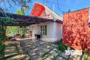 Дом 30м², 2-этажный, участок 8 сот.  