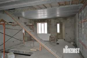 Коттедж 826м&sup2;, 3-этажный, участок 14 сот.  