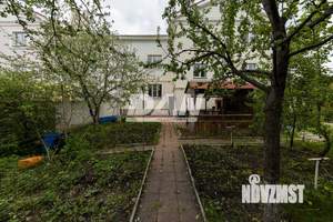 Таунхаус 292м&sup2;, 3-этажный, участок 4 сот.  