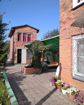 Дом 56м², 2-этажный, участок 64 сот.  