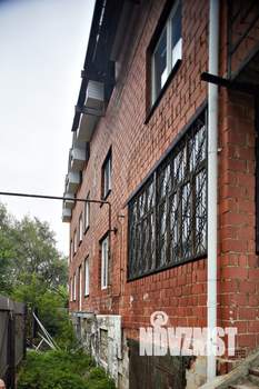 Дом 720м&sup2;, 3-этажный, участок 6 сот.  