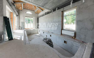 Дом 1736м², 4-этажный, участок 42 сот.  