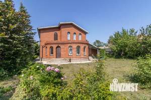 Дом 370м&sup2;, 3-этажный, участок 12 сот.  