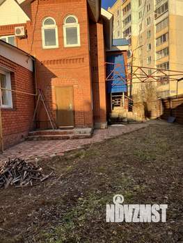 Таунхаус 297м², 2-этажный, участок 5 сот.  