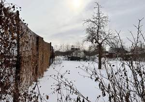 Дом 9м&sup2;, 2-этажный, участок 4 сот.  