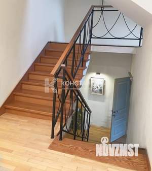 Таунхаус 304м&sup2;, 3-этажный, участок 1 сот.  