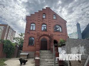 Коттедж 400м&sup2;, 3-этажный, участок 8 сот.  