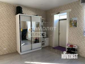 Дом 230м², 2-этажный, участок 10 сот.  