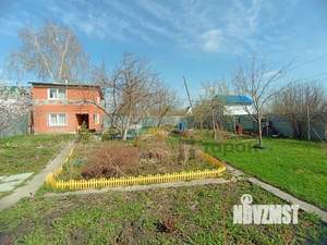 Дом 60м², 2-этажный, участок 6 сот.  