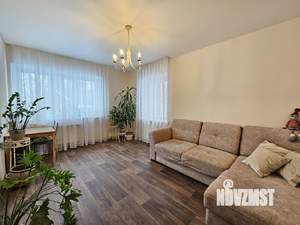 Дом 99м&sup2;, 2-этажный, участок 6 сот.  