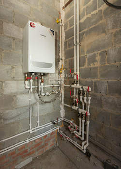 Дом 117м&sup2;, 2-этажный, участок 6 сот.  