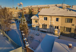 Дом 517м², 3-этажный, участок 0 сот.  