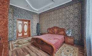 Дом 410м², 3-этажный, участок 6 сот.  