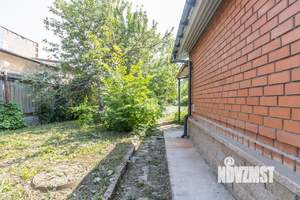 Дом 370м&sup2;, 3-этажный, участок 12 сот.  