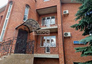 Дом 285м², 2-этажный, участок 12 сот.  