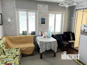 Дом 42м&sup2;, 2-этажный, участок 5 сот.  