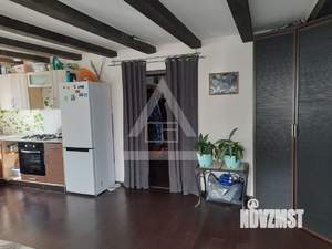 Дом 100м&sup2;, 2-этажный, участок 4 сот.  