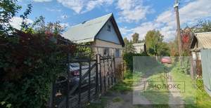 Дом 42м&sup2;, 2-этажный, участок 6 сот.  