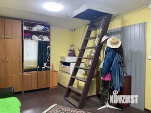 Дом 60м², 2-этажный, участок 4 сот.  