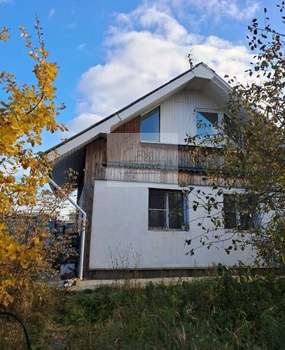 Дом 90м², 2-этажный, участок 9 сот.  