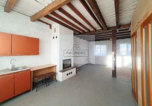 Дом 90м², 2-этажный, участок 9 сот.  