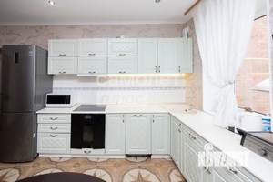 Дом 205м&sup2;, 2-этажный, участок 6 сот.  