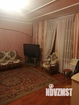 Таунхаус 195м&sup2;, 2-этажный, участок 3 сот.  