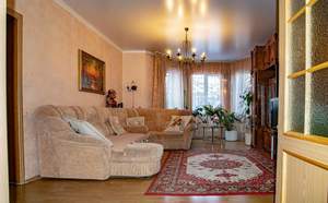 Дом 171м&sup2;, 2-этажный, участок 5 сот.  