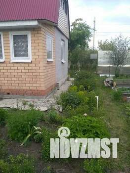 Дом 40м&sup2;, 2-этажный, участок 6 сот.  