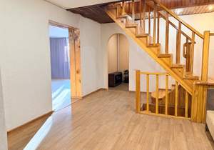 Дом 275м&sup2;, 2-этажный, участок 12 сот.  