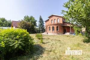 Дом 370м&sup2;, 3-этажный, участок 12 сот.  