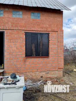 Дом 60м&sup2;, 2-этажный, участок 4 сот.  